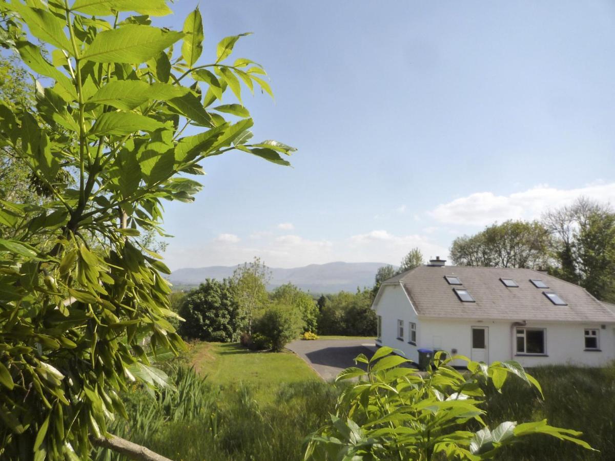 Madams Hill House Killarney By Trident Holiday Homes Exterior foto